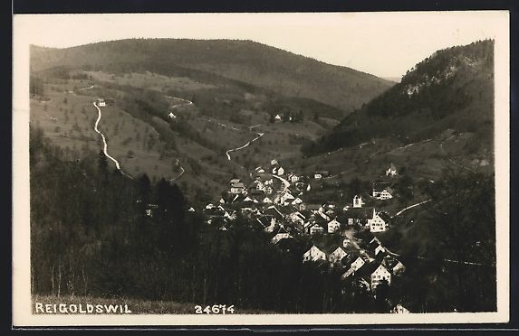 Cartoline postali: AK Reigoldswil, Teilansicht mit Bergen – Usato da Berlin venduto da bartko-reher
