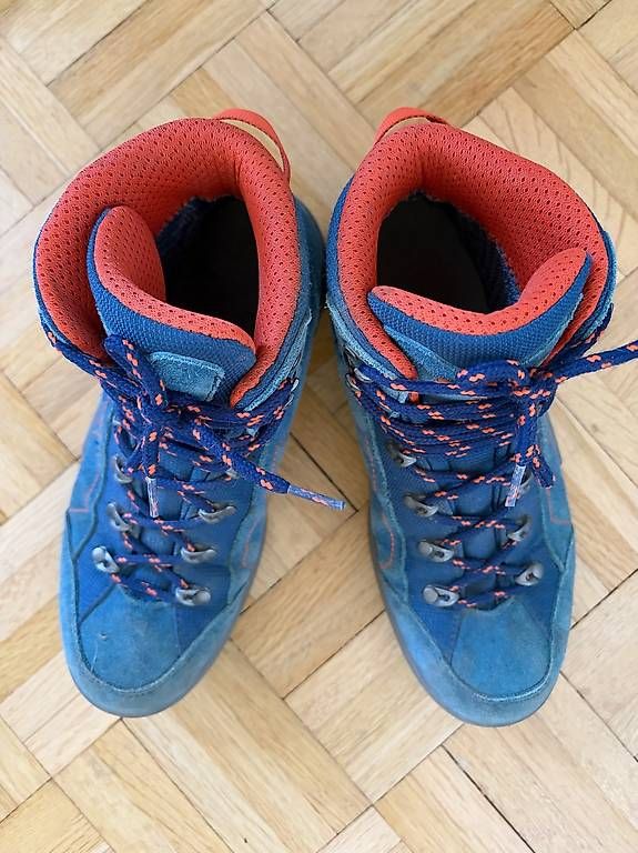 Herrenschuhe: Wanderschuhe der Marke Lowa, Gr. 36 – Gebraucht aus Zürich von DanaM