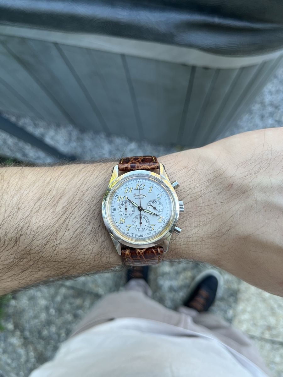 Breitling Orologi: Breitling Premier Navitimer Chrono automatique.  – Usato da Genève venduto da Beyond-Time-Geneve