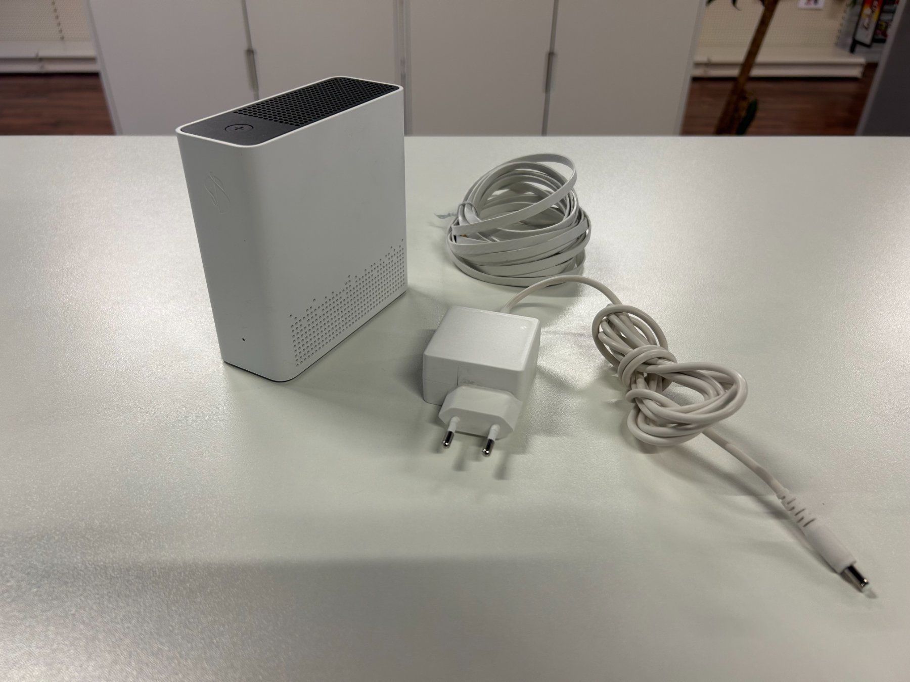Swisscom WiFi: Swisscom WLAN Box – Usato da Hombrechtikon venduto da SPS-Liquidationen