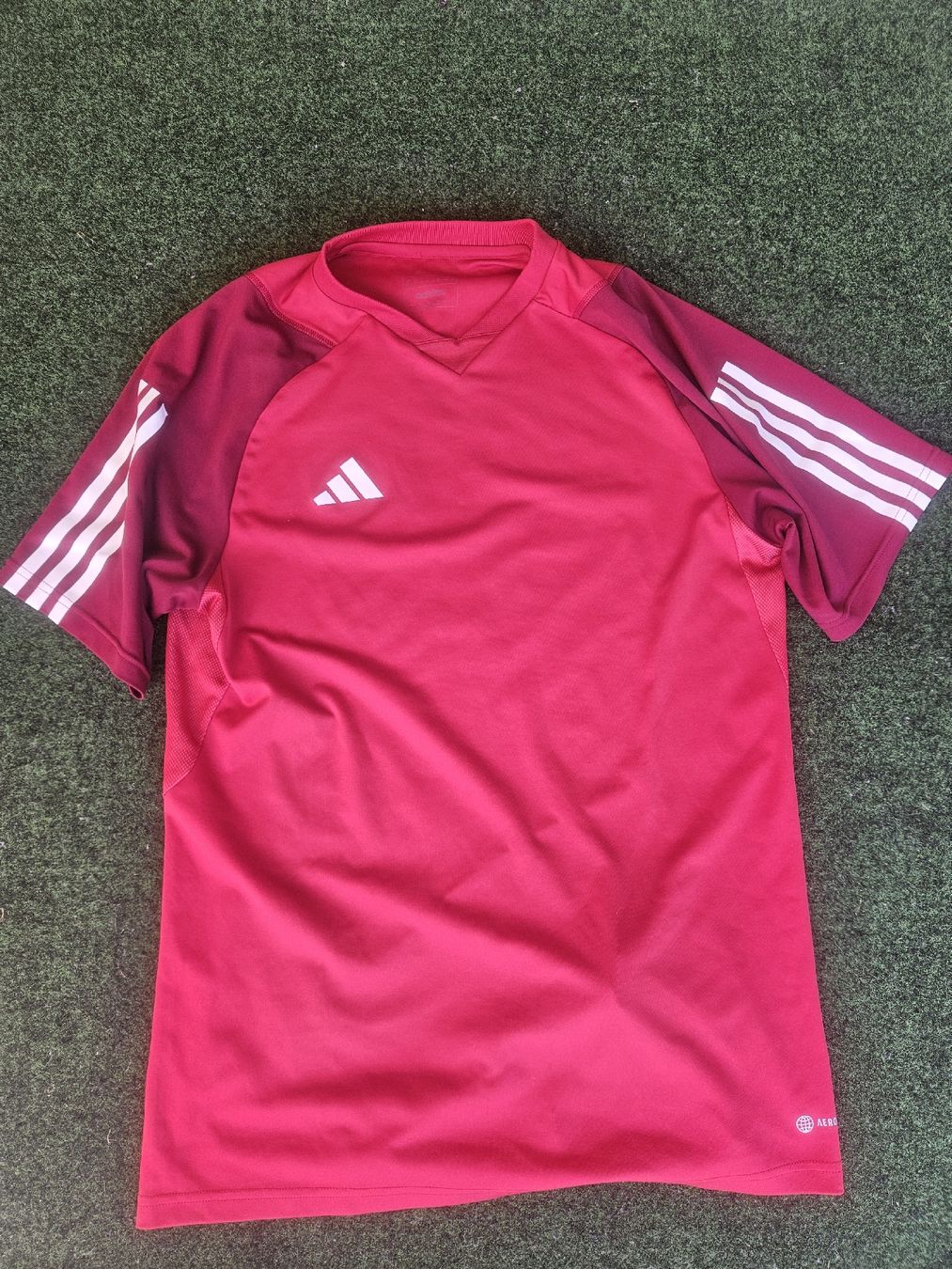 Adidas Canottiere & Pantaloni: Adidas Trikot Gr.M – Usato da Emmenbrücke venduto da TopGato
