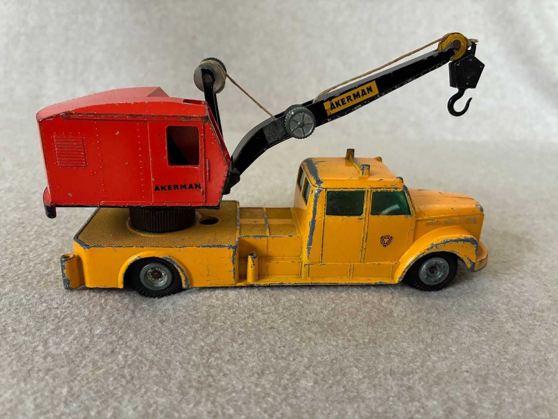 Tekno Modellini d'auto: Tekno Baumaschine – Usato da Gümmenen venduto da Supererland 8