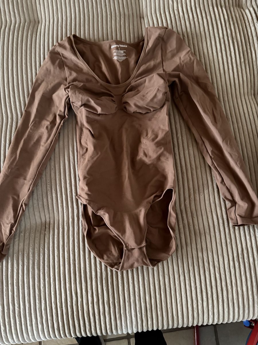 Tops: neuwertiger creamy fabrics Body – Neu (gemäss Beschreibung) aus Recherswil von luca_v