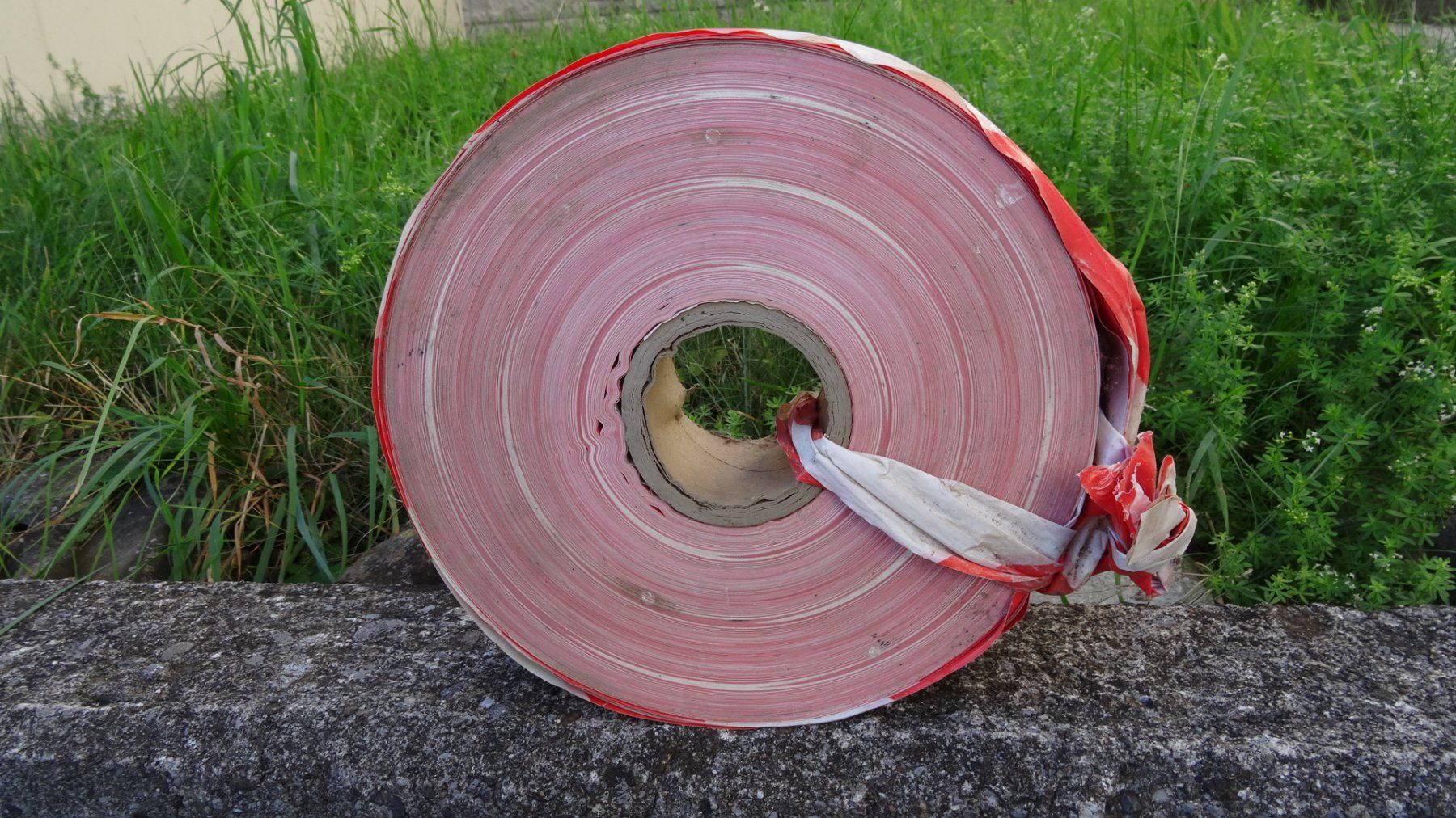 Nastri decorativi: Warnband rot-weiss – Nuovo (secondo la descrizione) da Eschenbach SG venduto da Erluesch