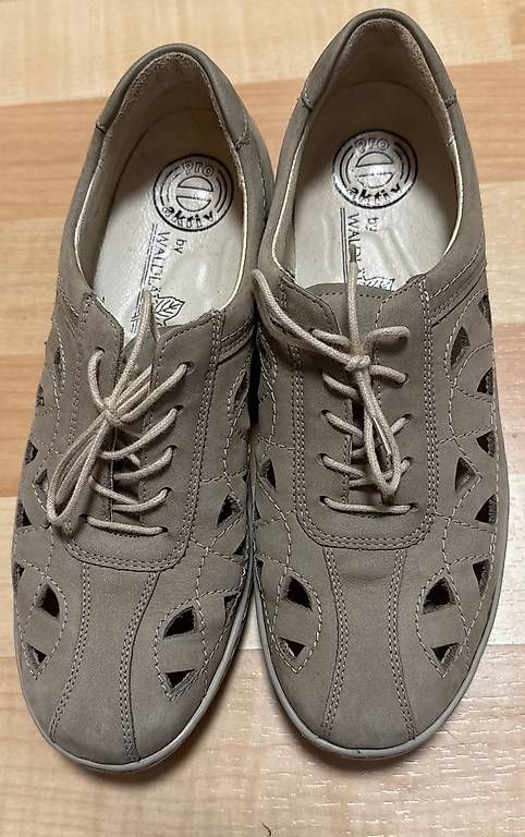 Chaussures femmes: Schuhe Gr 39 Waldläufer – D'occasion à Basel par ste_y877