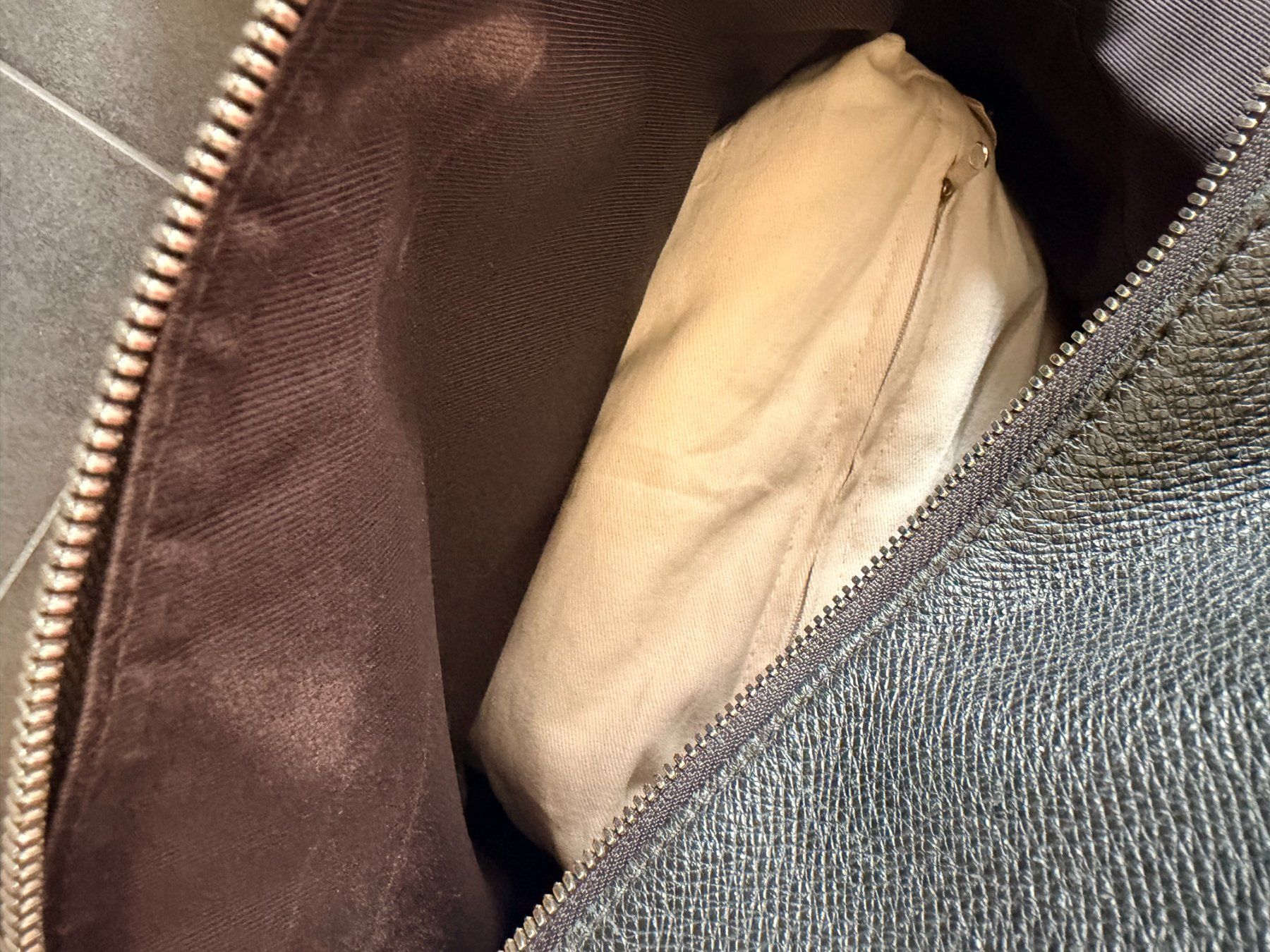 Louis Vuitton Rucksäcke: Sac à dos Louis Vuitton® original – Gebraucht aus Aigle von GlobalTrading 2