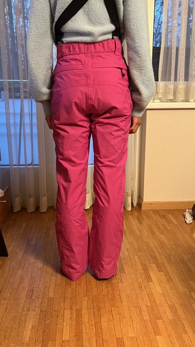Pantaloni: Skihose Gr. 34 magenta – Usato da Tagelswangen venduto da Bomu 1
