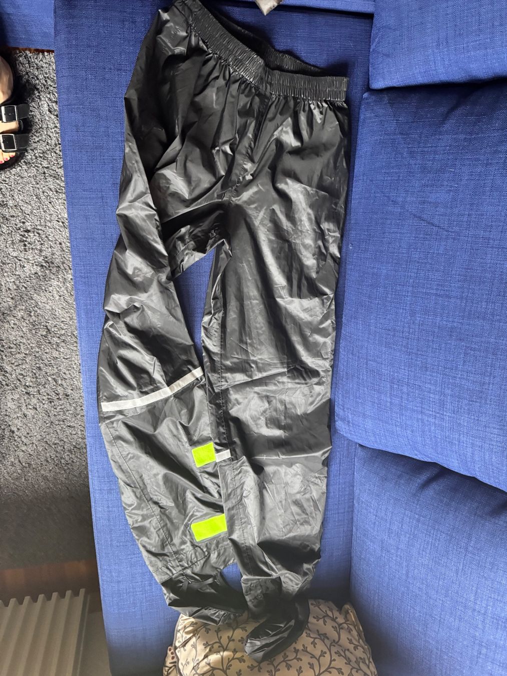 Decathlon Biciclette: Pantalons de pluie velo – Nuovo e nell'imballaggio originale da Haute-Nendaz venduto da Norardini14.