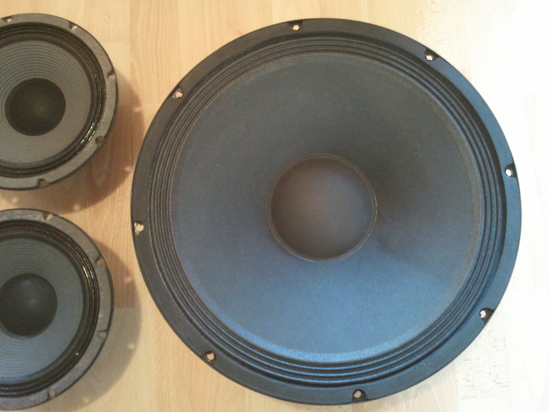 Casse acustiche: Drei Lautsprecher – Usato da Beatenberg venduto da fancy10 3