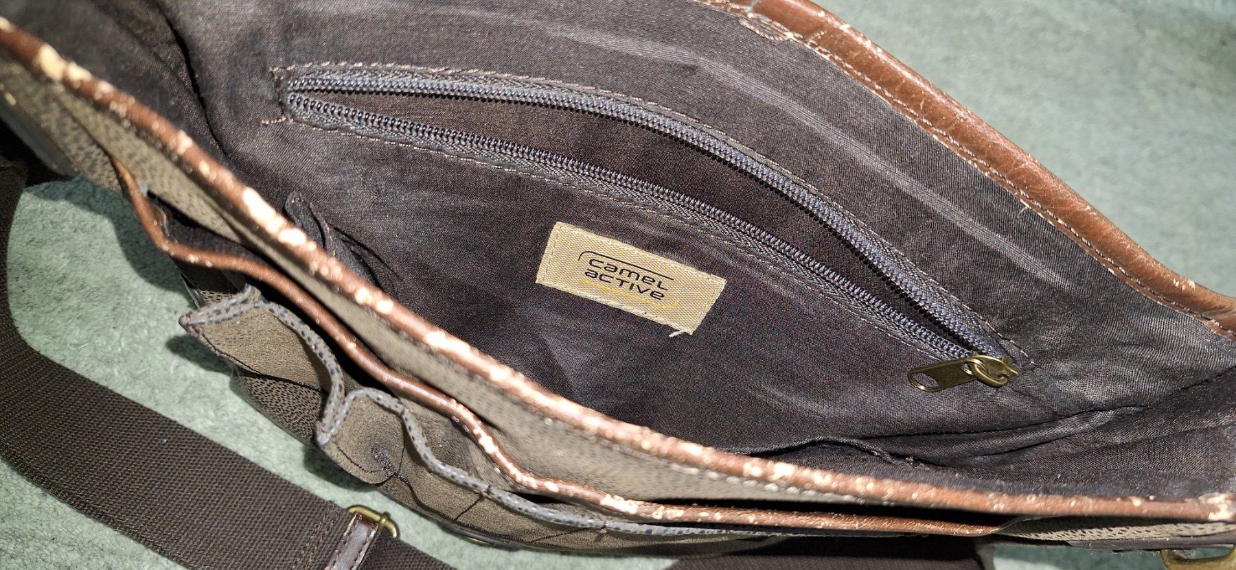 Camel Borse: Umhängetasche "Camel" – Usato da Luzern venduto da 9money9 4