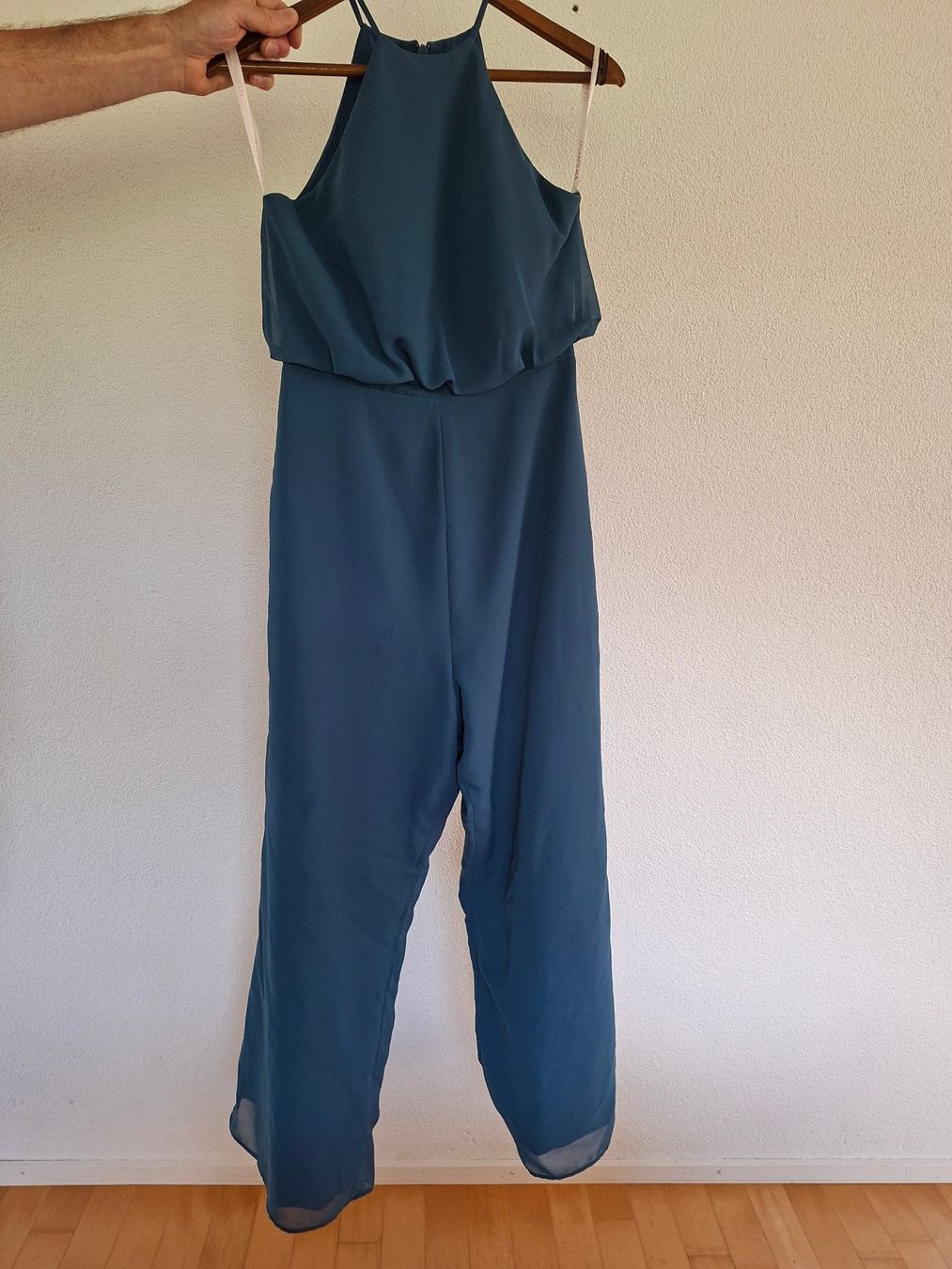 Tute: Jumpsuit edel für Abschluss oder Hochzeit – Usato da Sarnen venduto da Dotonborri
