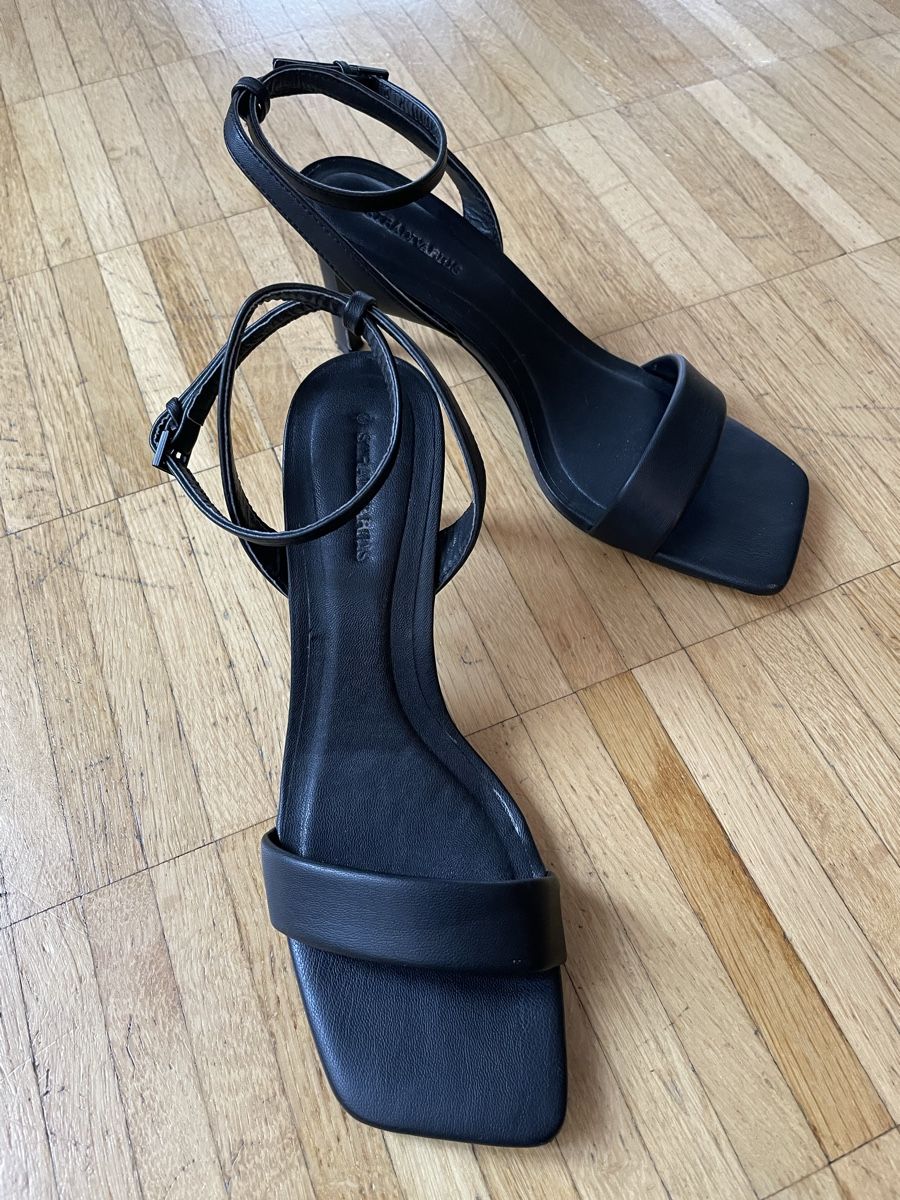 Stradivarius Scarpe da donna: Pumps Stradivarius Gr 38 – Usato da Ebmatingen venduto da Reva-Sue