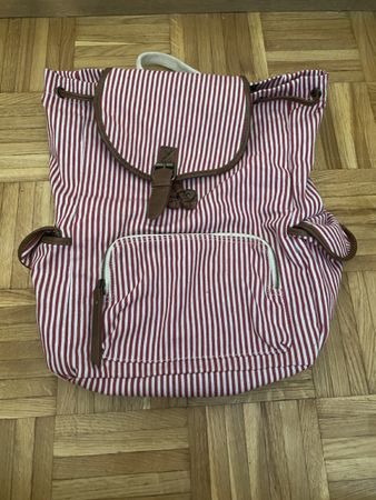 Sac à dos à rayures
