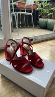 Red Suede Block Heel Sandals von Pollini 