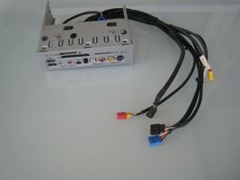 ***** Interne 2,5-Zoll-Kartenleser + Audioanschlüsse