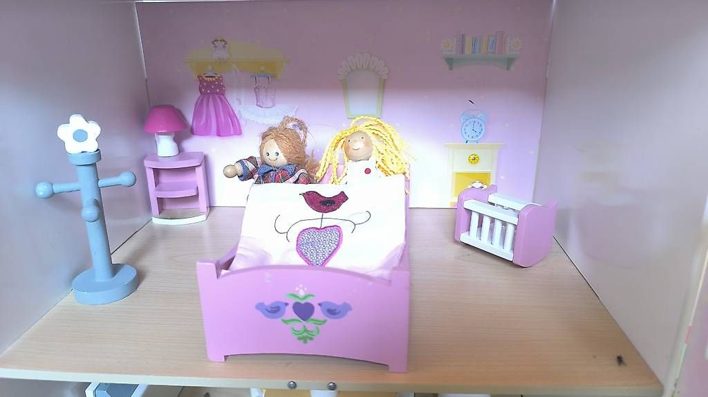 Puppenhäuser & -möbel: Maison de poupee en bois – Gebraucht aus Courfaivre von celine3678 4