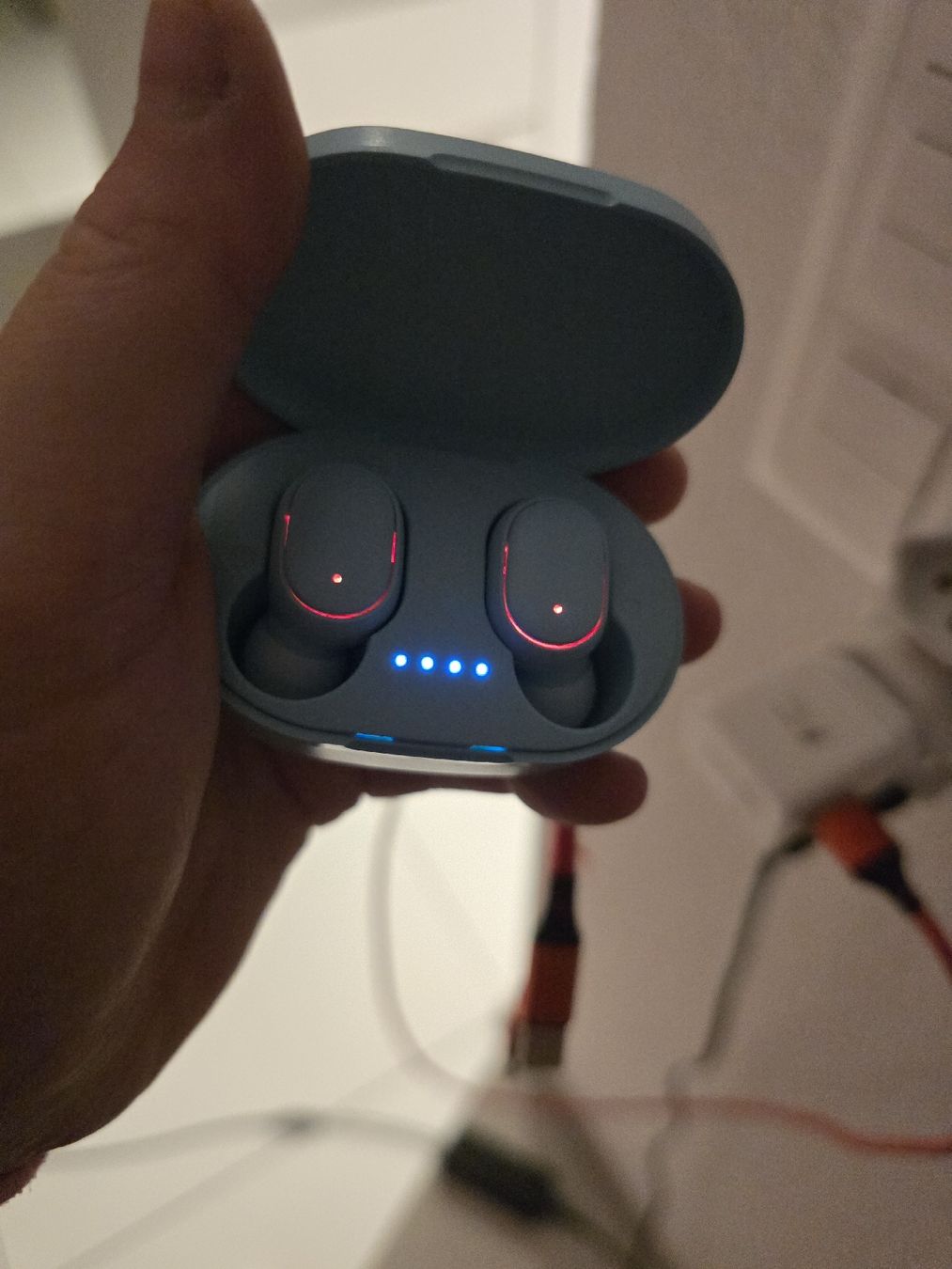 Cuffie: Kabellose Kopfhörer TWS Bluetooth Blau mit Ladebox – Usato da Derendingen venduto da Mil_l98S 3