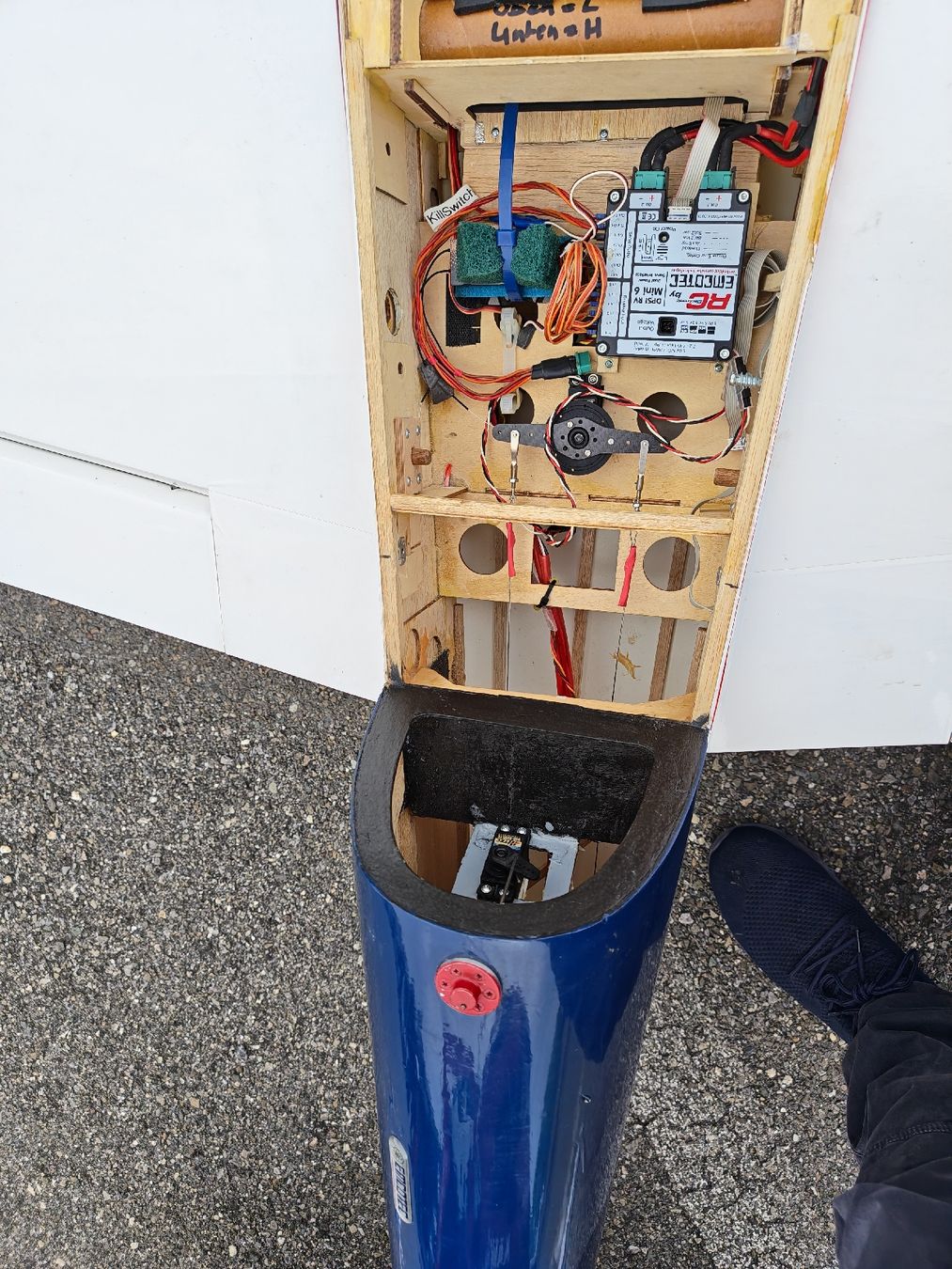 RC Modellbau: RC Kunstflugzeug Extra 260 – Gebraucht aus Kallern von Slobsen 9