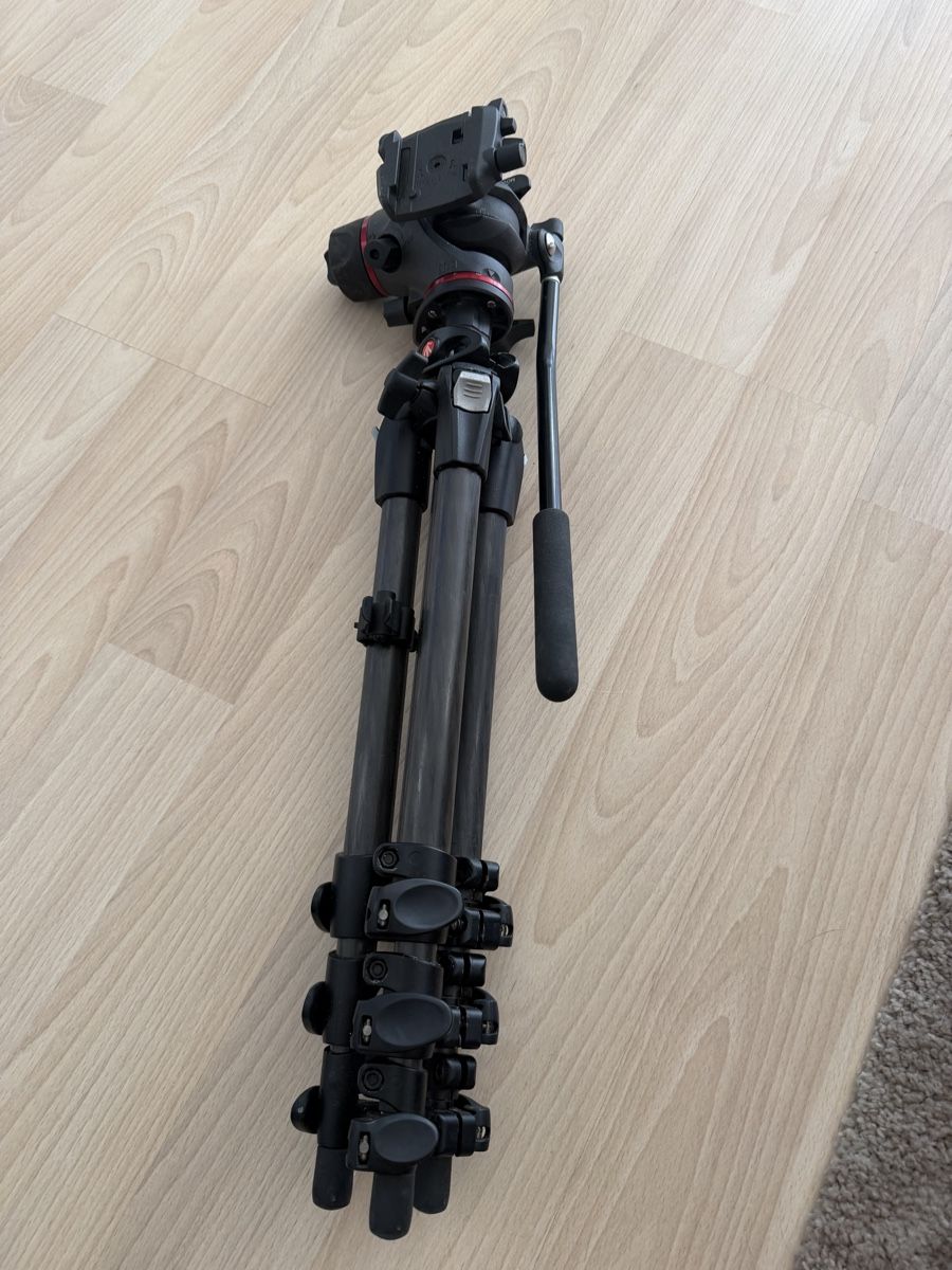 Manfrotto Treppiedi & Teste: Manfrotto 190CXPRO4 Carbon Stativ mit Tasche gebraucht – Usato da Fehraltorf venduto da flo0606 2