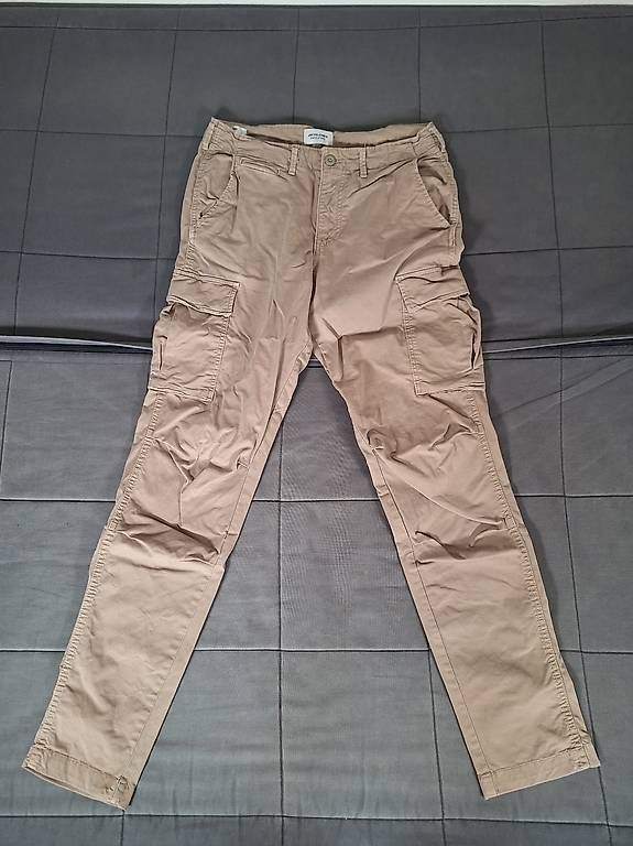 Pantaloni: Jack & Jones cargo pants – Usato da Kriens venduto da Jeremyt05