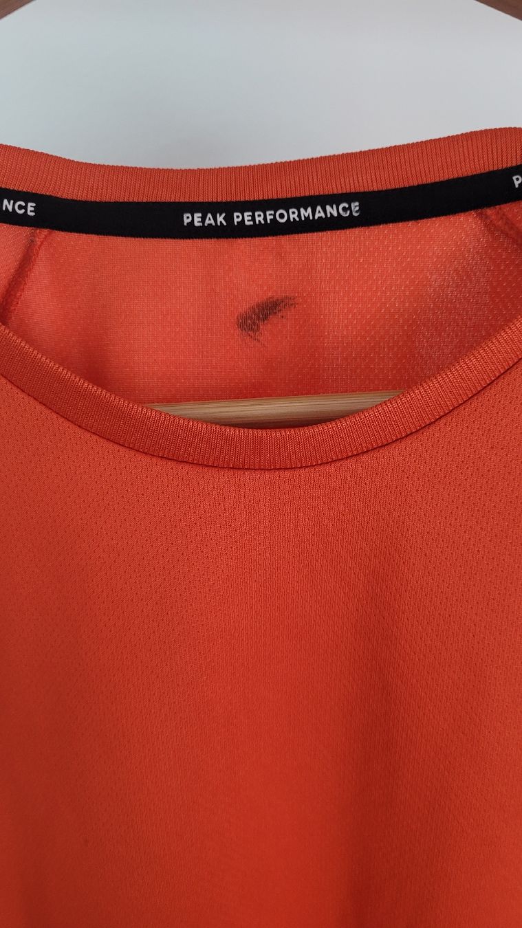 Peak Performance T-shirt: PEAK PERFORMANCE (SPORT-)SHIRT – Nuovo (secondo la descrizione) da Zürich venduto da mer_6tqg 2