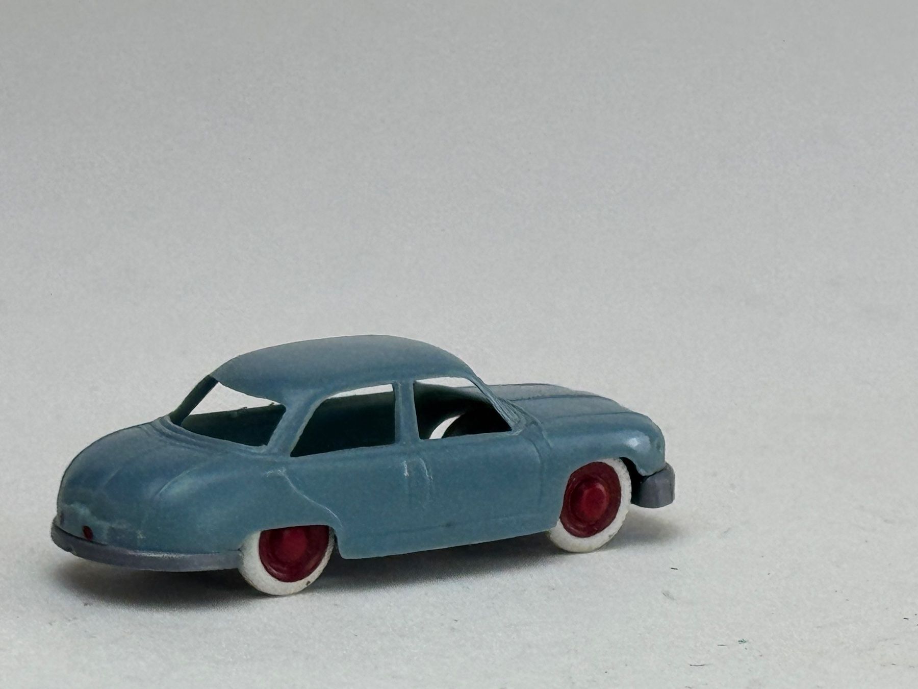 Peugeot Modellini d'auto: GB5- Jouef Panhard Dyna graublau – Usato da Elm venduto da Wikmtz 1