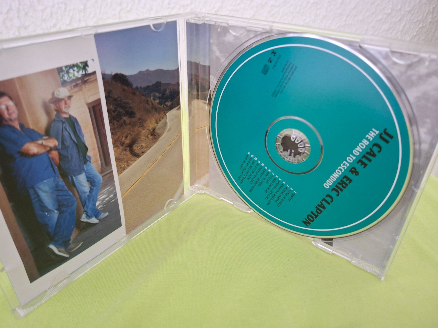 CDs: CD JJ Cale & Eric Clapton - The Road to Escondido – Gebraucht aus Aarberg von  2