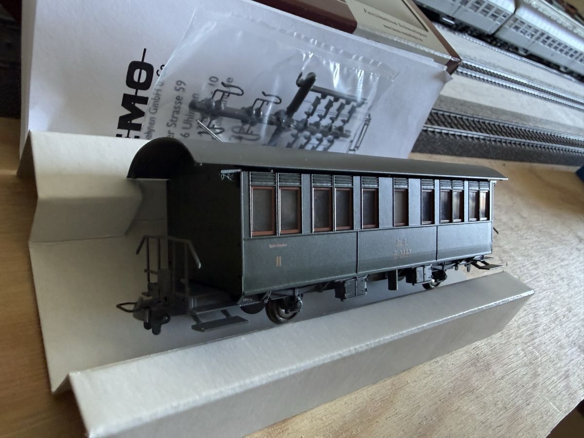 Bemo Modelleisenbahnen: Bemo 3230 140 RhB B 2060 H0m – Defekt aus Morrens VD von YannD02 1