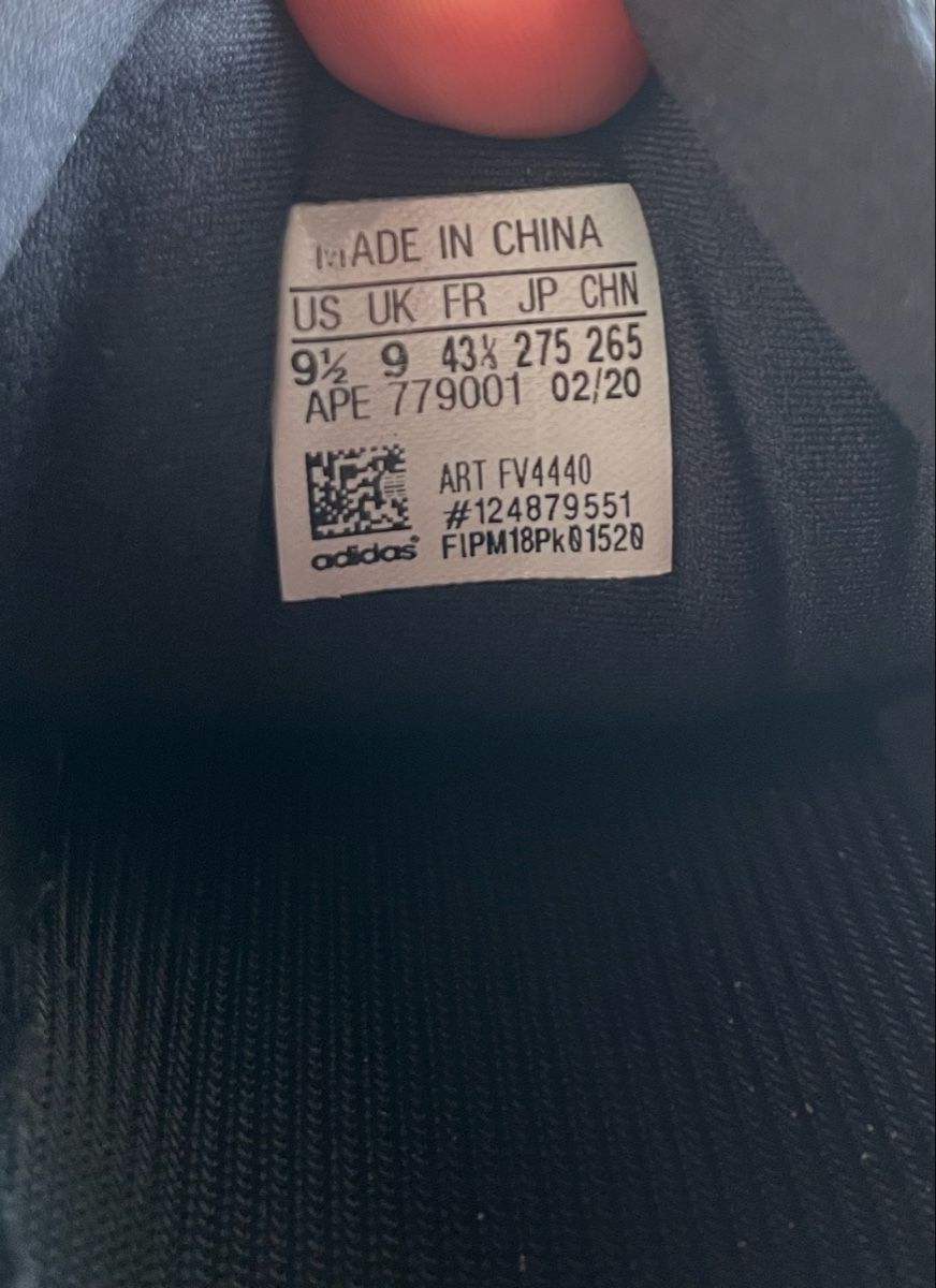 Adidas Scarpe da uomo: YEEZY 700 – Usato da Tafers venduto da ValKara 3