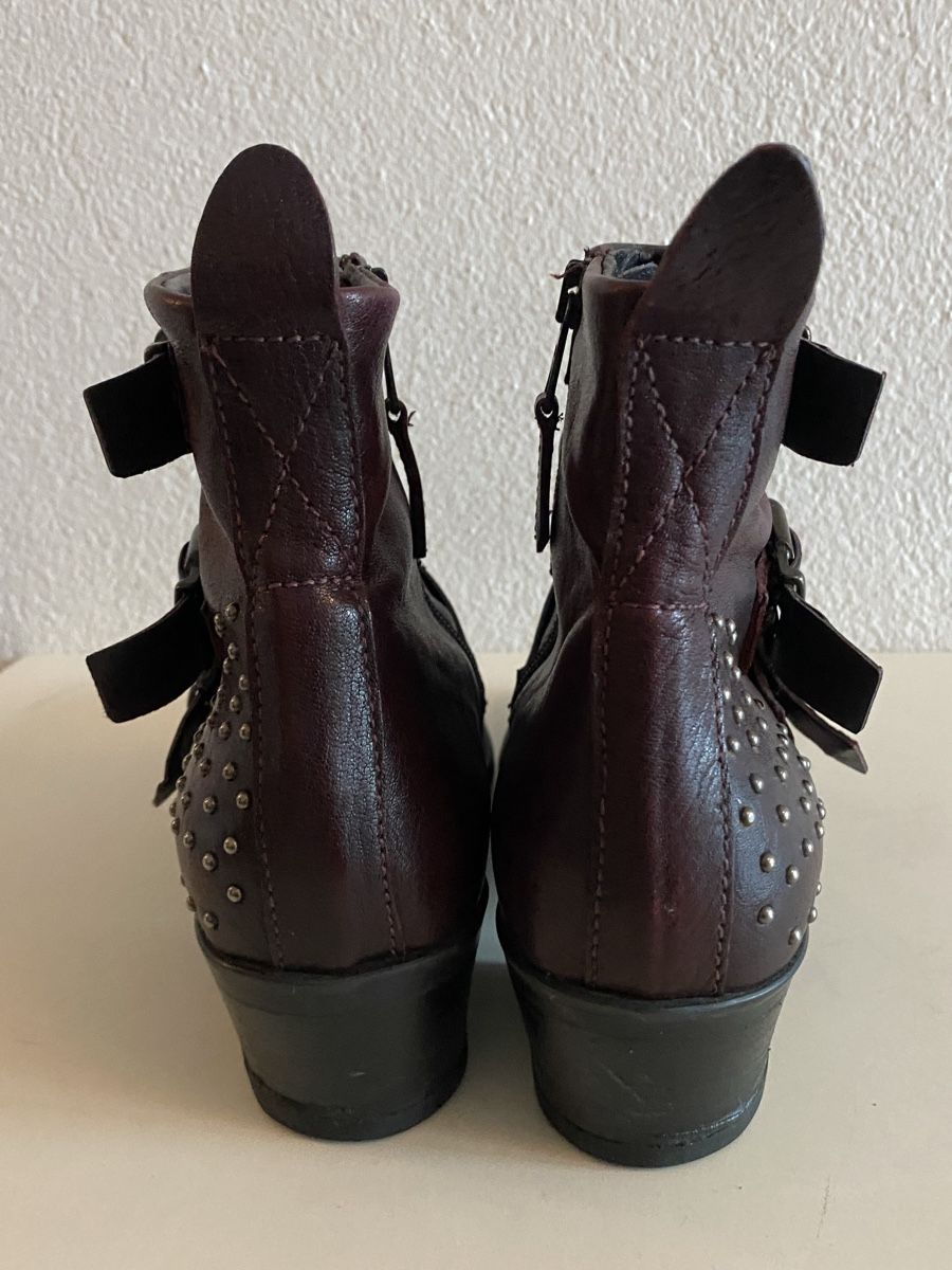 Mjus Scarpe da donna: MJUS Stiefelette Gr. 39 – Usato da Biel-Benken BL venduto da PANORMUS 2