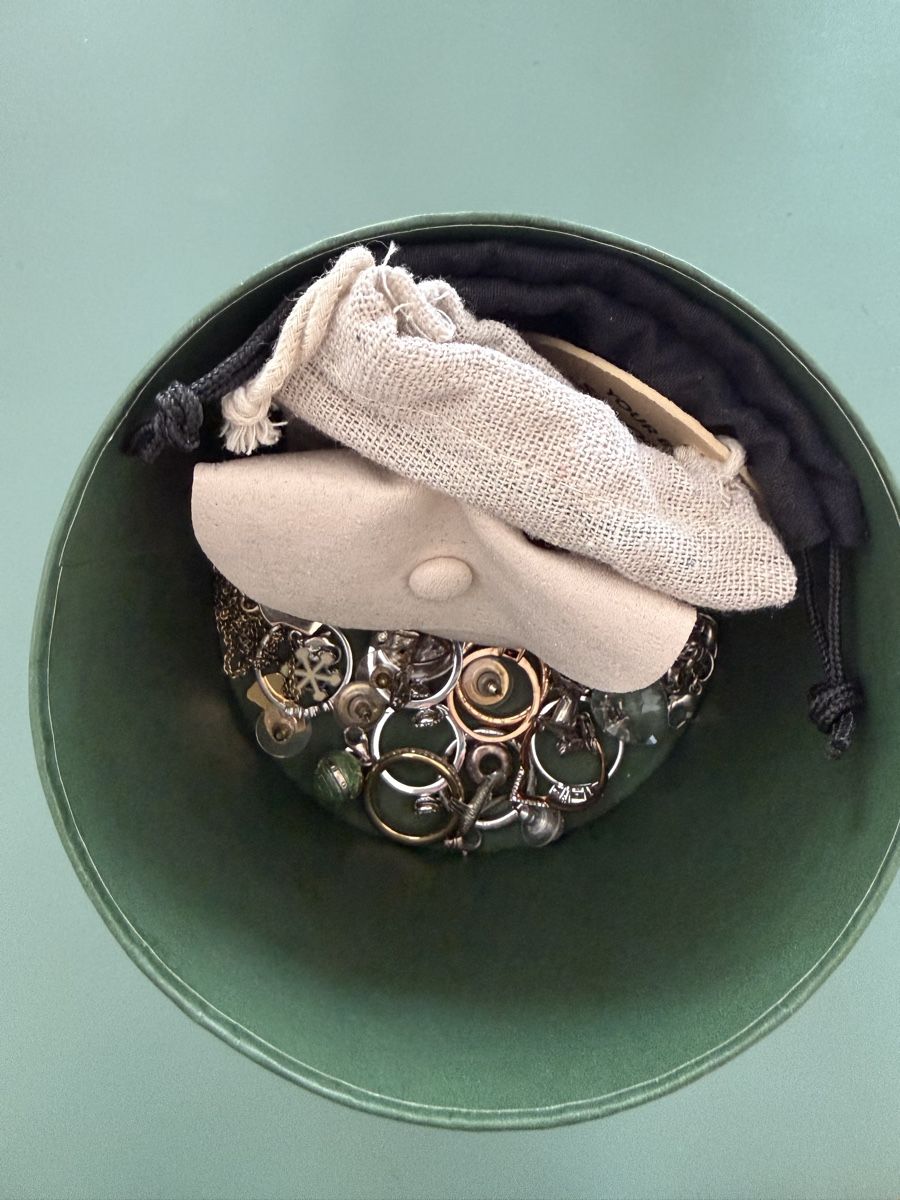 Bagues: Mystery Schmuckbox  – D'occasion à Glattfelden par tiger1989