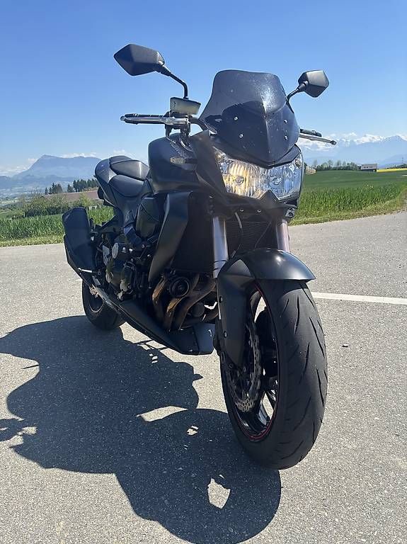 Kawasaki Strasse: Kawasaki Z750R Black Edition inkl. Drosselsatz – Gebraucht aus Ermensee von tri_6vqk 1