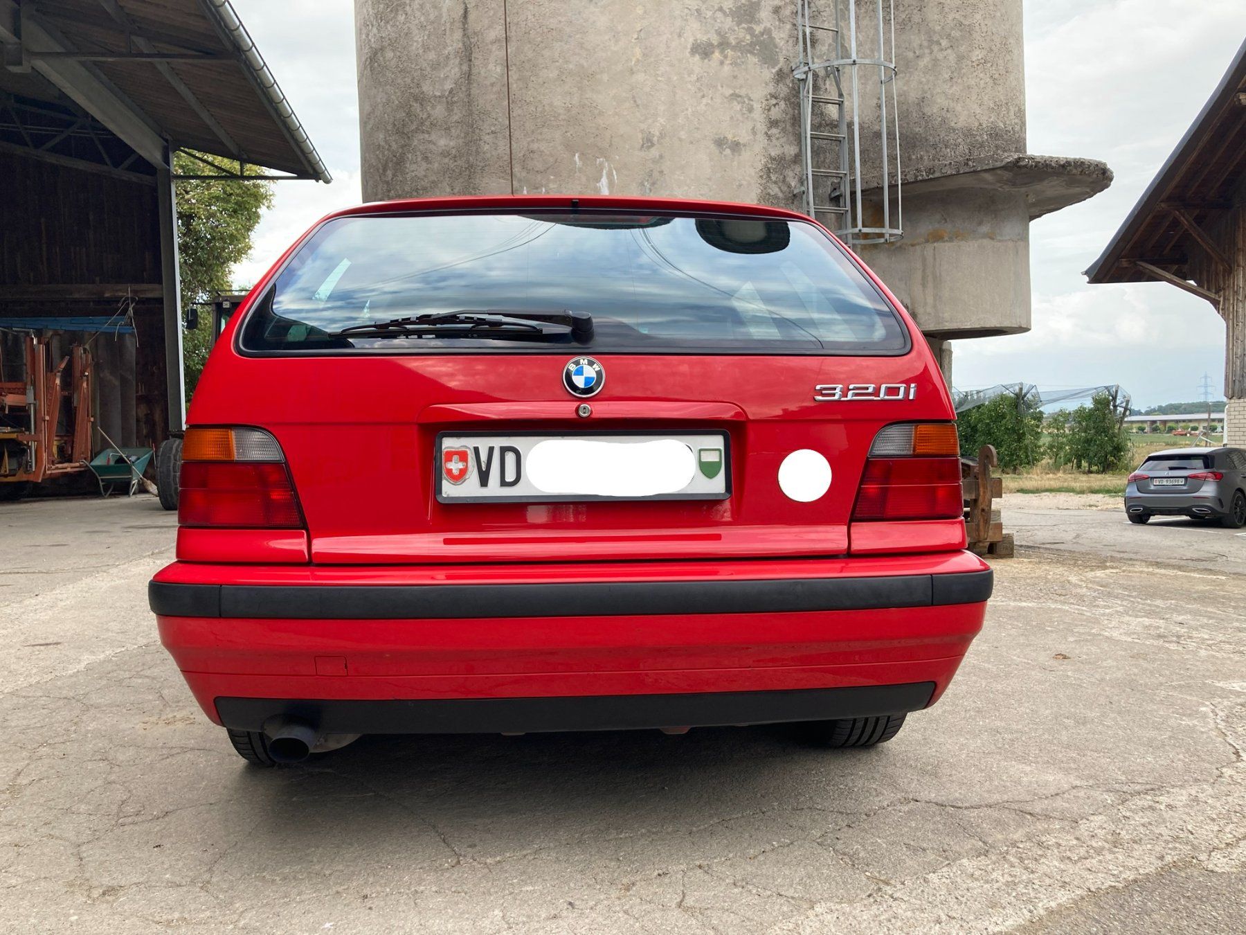 BMW Autos: BMW e36 320i Touring 1997 – Gebraucht aus Gland von Deuche87 2