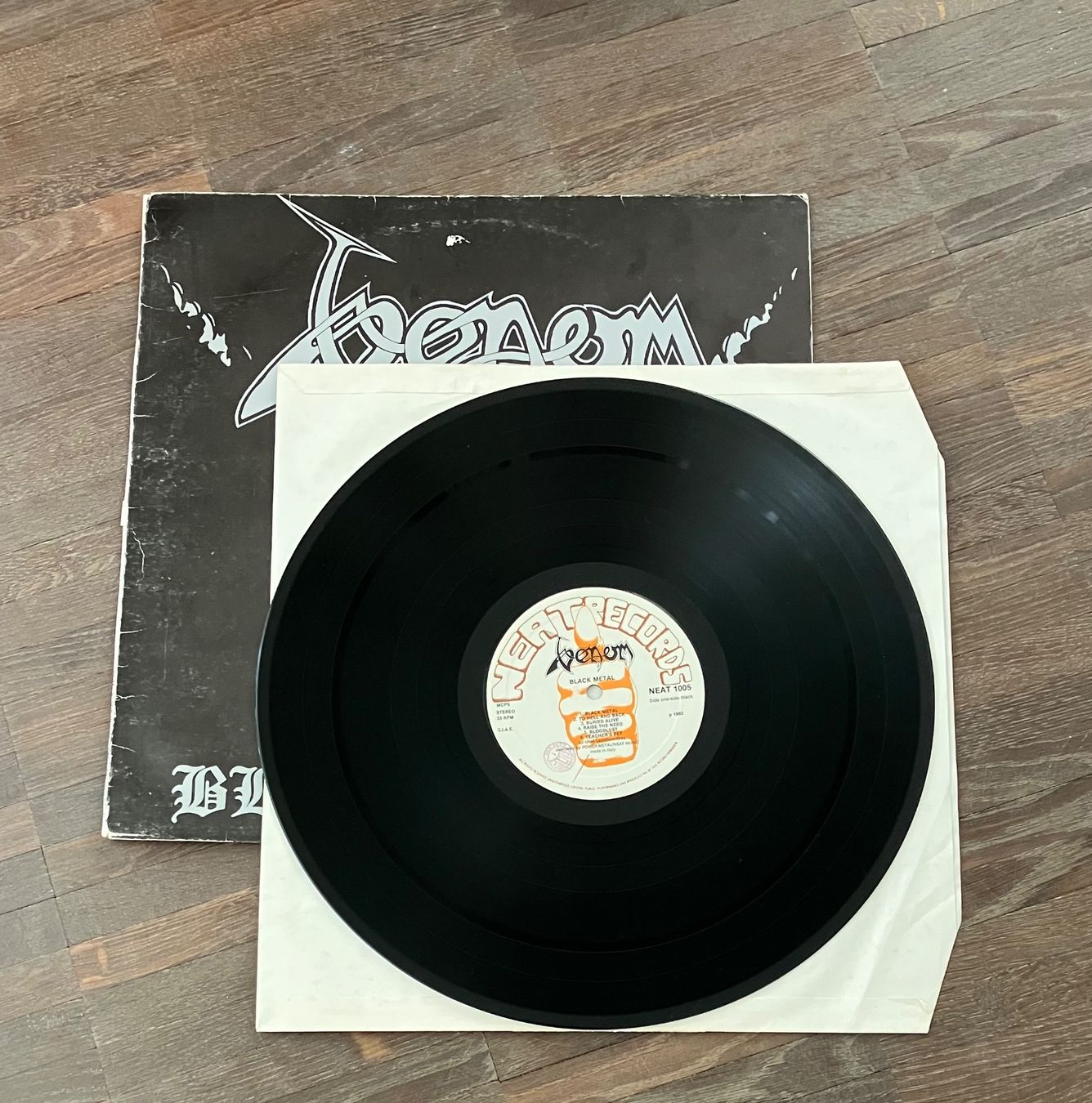 Dischi in vinile: VENOM - BLACK METAL – Usato da steffisburg venduto da Dstauffer 1