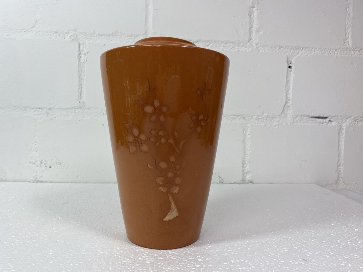 Vasi & Recipienti: Vase braun mit floralem Relief – Usato da sursee venduto da trilli-tralli