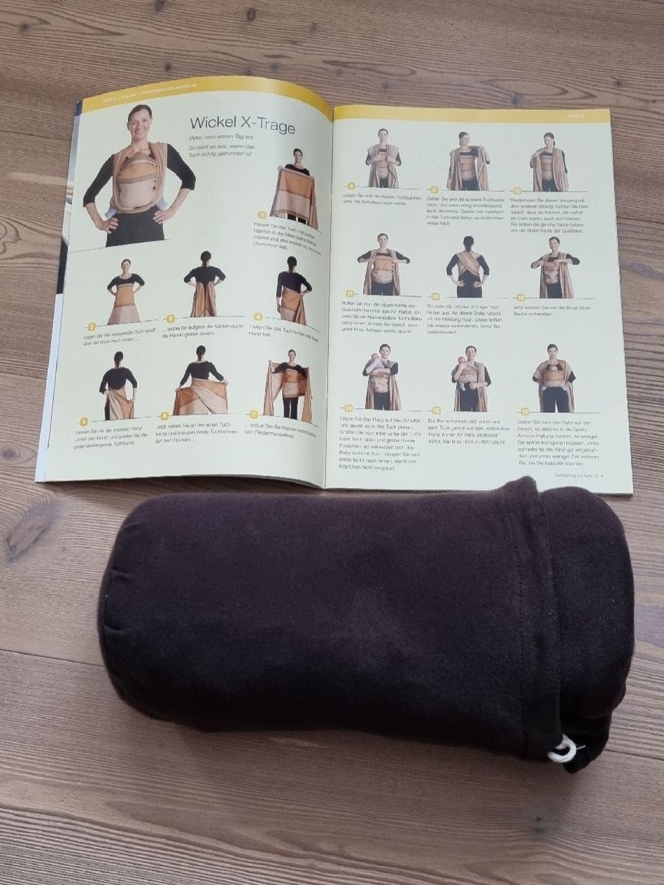 Moby Wrap Bauch- & Rückentragen: Moby Wrap Baby Tragetuch, Modell 1001 – Gebraucht aus Reichenburg von Mede04 2