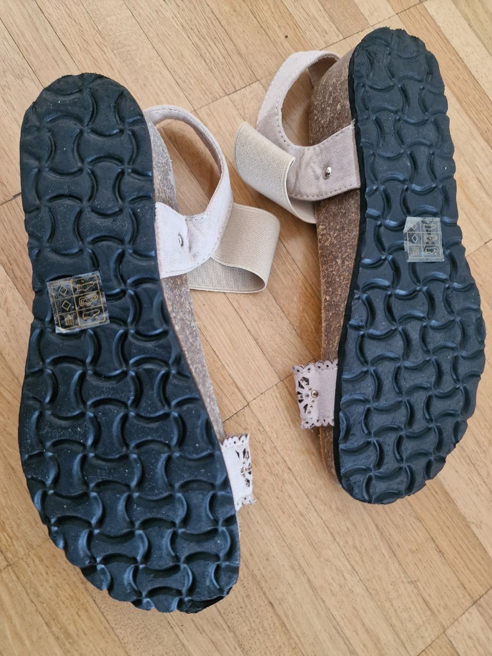 Scarpe da donna: Sandalen Fortuna – Nuovo (secondo la descrizione) da Laufenburg venduto da megane1959 1