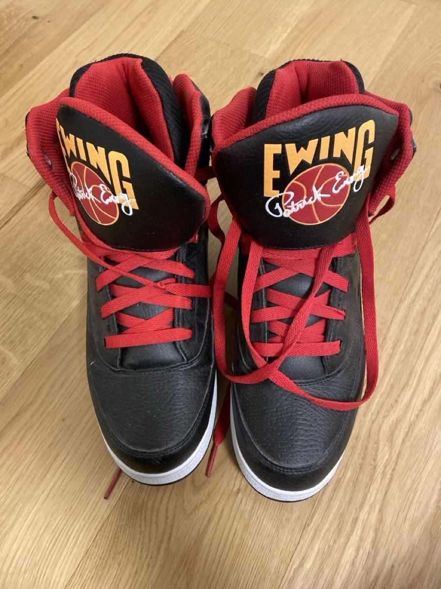 Schuhe für Jungen: Sneaker – Gebraucht aus Lausen von mar_2krj