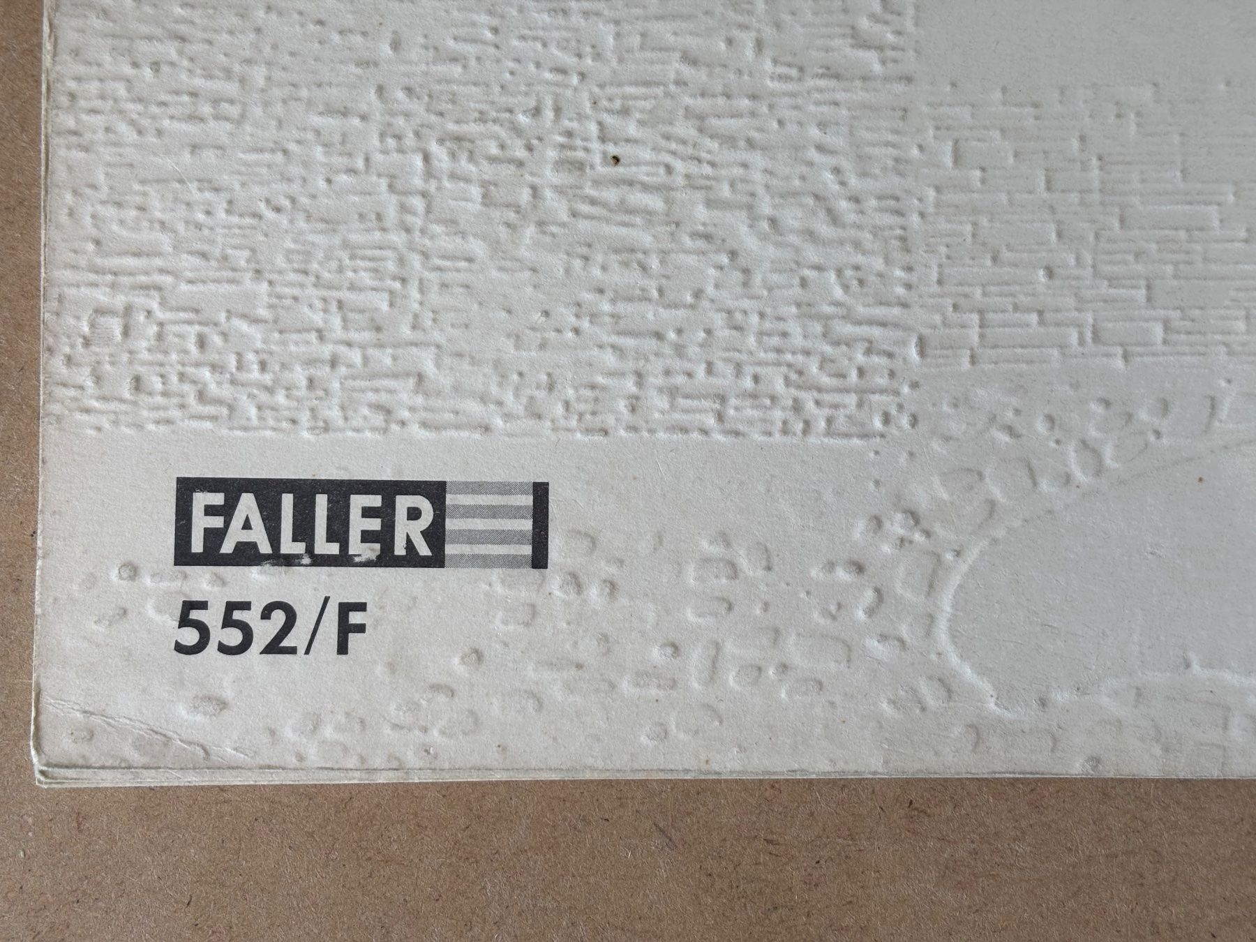 Faller Modellini di ferrovie: Faller 552 / F Mauer und Dekorplatten – Nuovo e nell'imballaggio originale da Hauterive NE venduto da eriamch 1