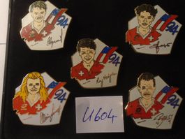 5 ver Schweiz Fussball WM 1994 USA Pins (U604)