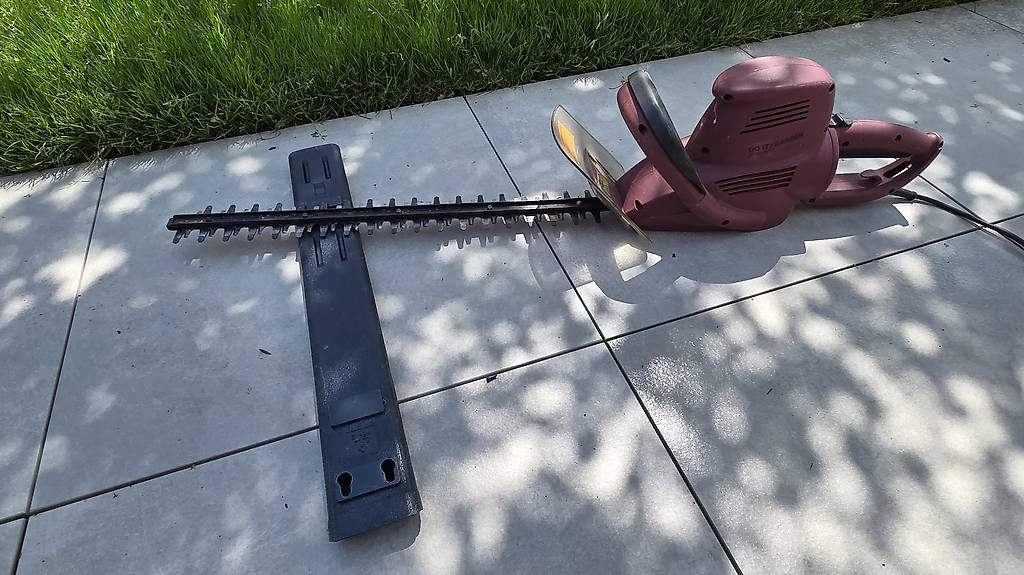 Tutti gli attrezzi: Heckenschere  – Usato da Wetzikon ZH venduto da veysel71 2