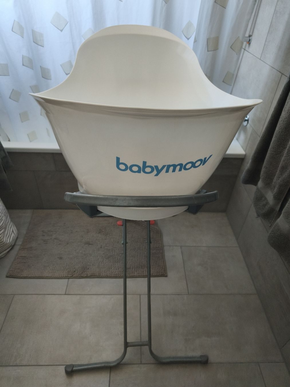 Badewannen: babymoov Badewanne mit Sitz teil – Gebraucht aus Hitzkirch von hen_jr6s 1