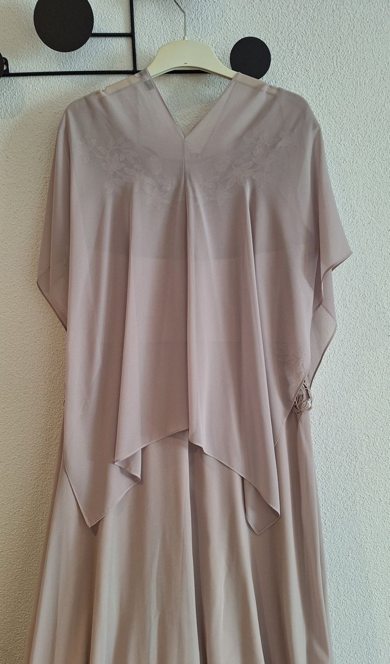 Vestiti: Abendkleid Gr. 44/46 Vera Mont – Nuovo (secondo la descrizione) da Niederrohrdorf venduto da Papillon_47 5