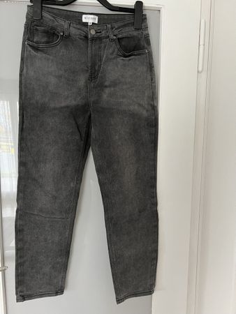 Trendy schwarze Jeans Gr. 38 Top Zustand!