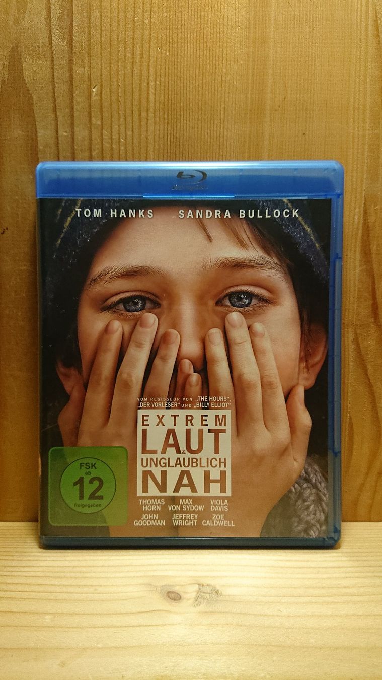 Tutti i DVDs: EXTREM LAUT & UNGLAUBLICH NAH Blu-Ray mit Tom Hanks – Usato da Wilderswil venduto da Exebub