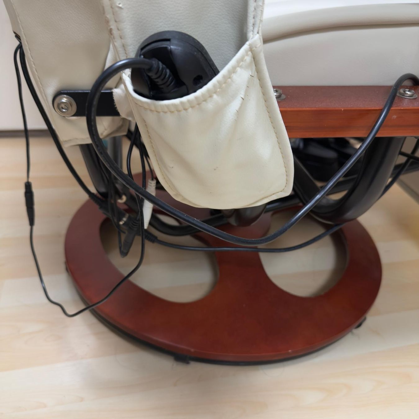 Fauteuils: Massagesessel – D'occasion à Zürich par Abrar123 6