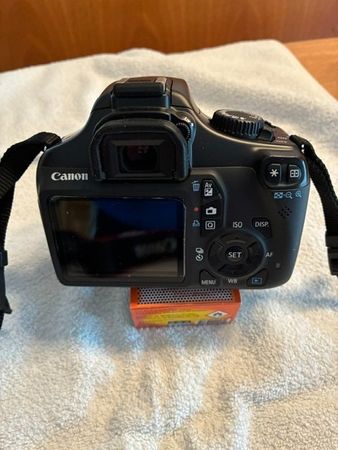Canon Fotoapparat EOS 11000