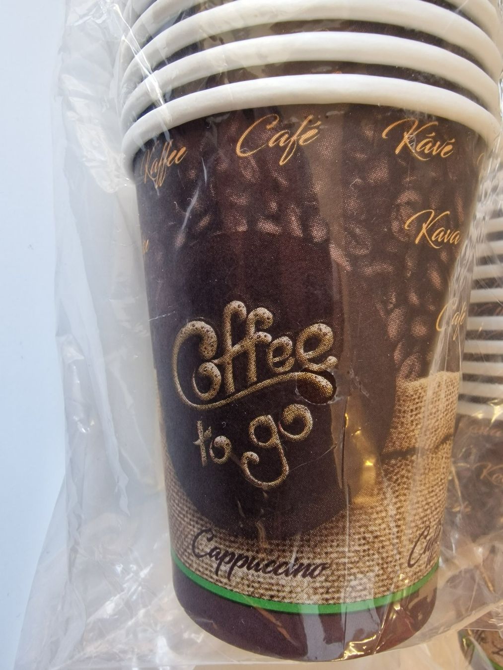 Recipients et similaires: Papier Kaffeebecher + Deckel – Neuf avec emballage d'origine à Pfäffikon SZ par Maijecka 2