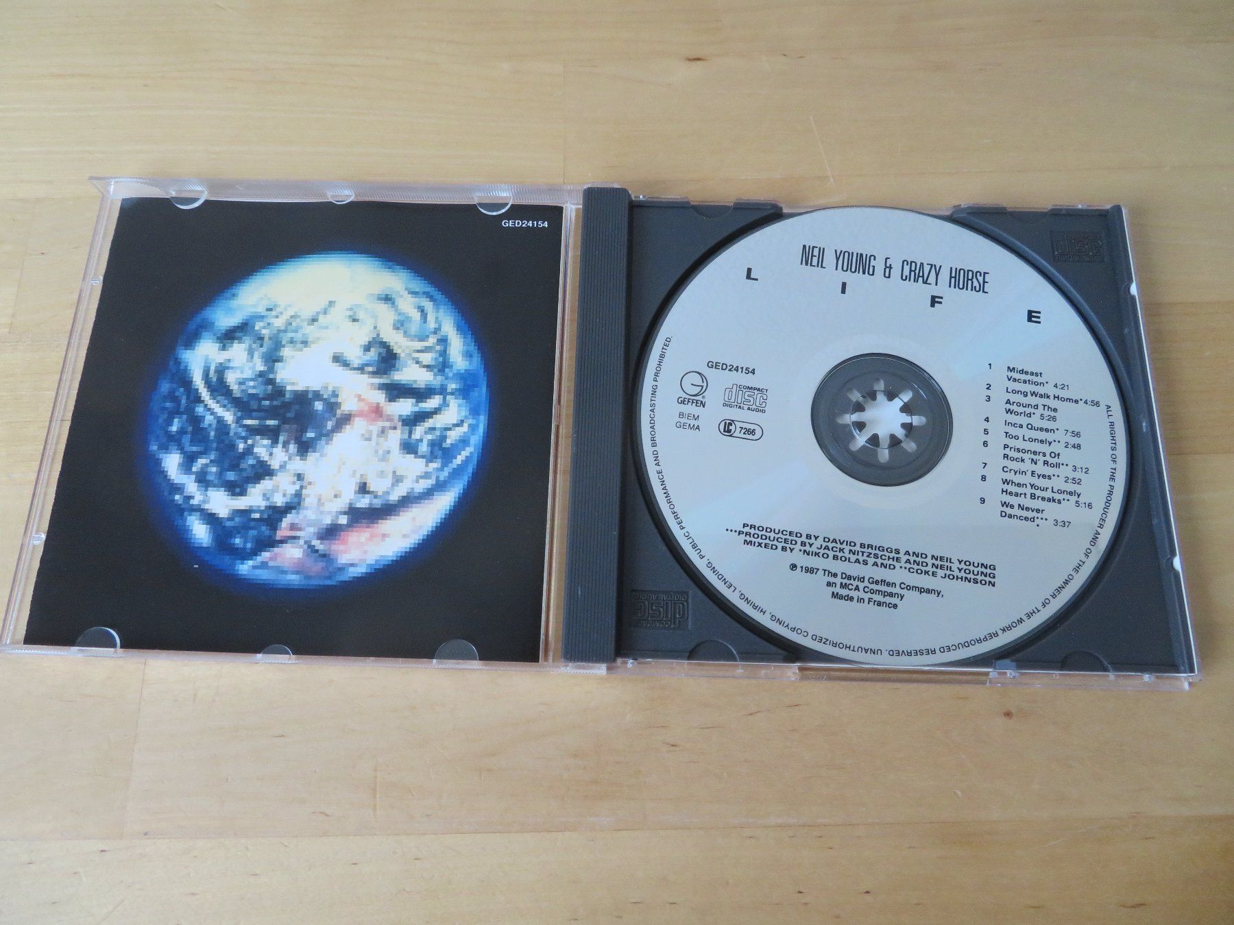 CDs: NEIL YOUNG "Life" – Gebraucht aus zürich von Goldimmund 1