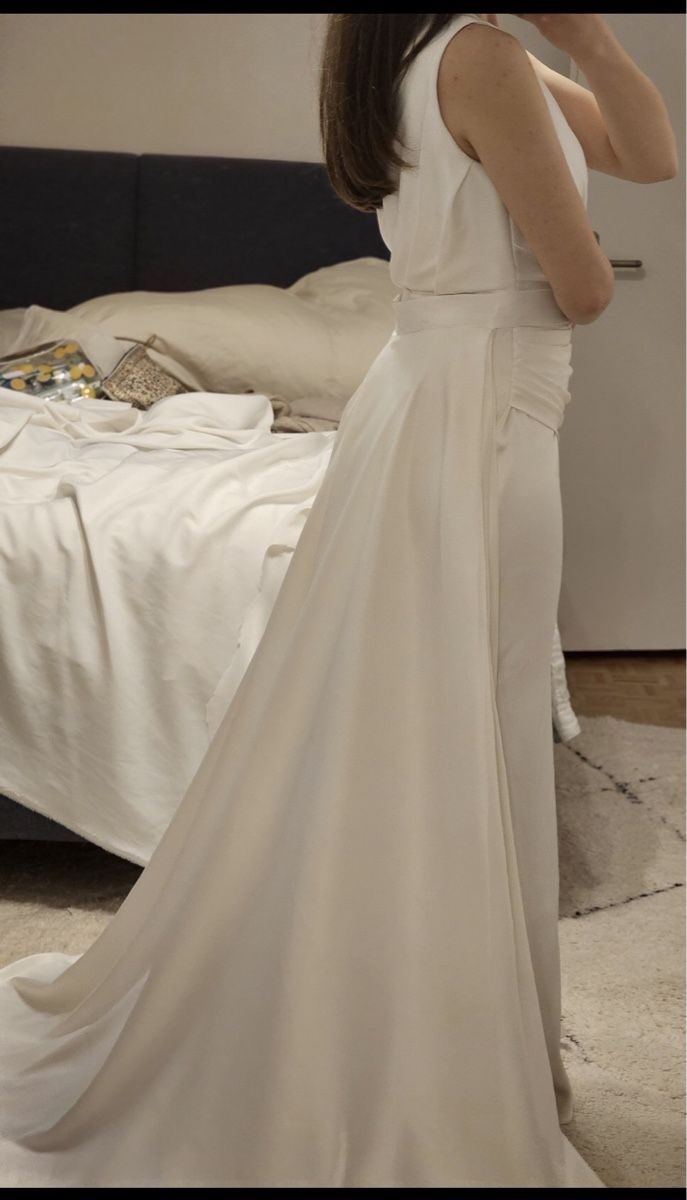 Kleider: Brautkleid Einrock mit Schleppe Neu – Neu (gemäss Beschreibung) aus Dübendorf von nela123 2
